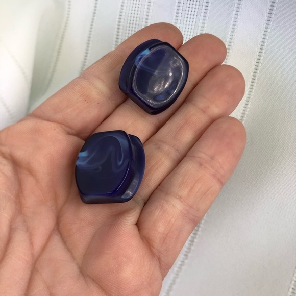 Vtg Blue Marbled Lucite Clip-On Earrings - Picture 6 of 8